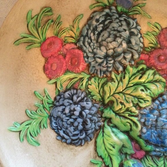 Vintage large Plate 3D relief wall art hand painted flowers 14.5" heavy signed - Picture 3 of 7